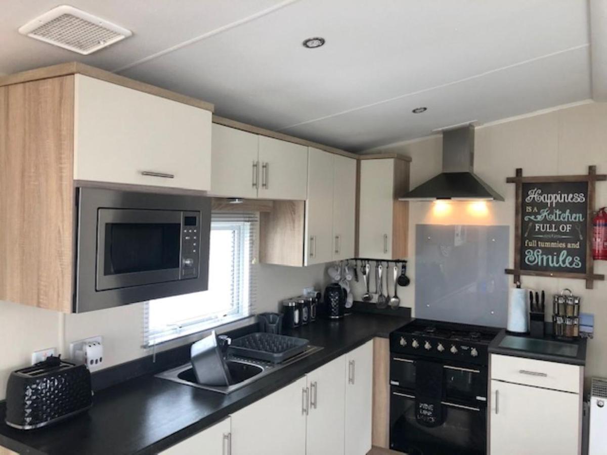 Beautiful Spacious Holiday Home - Romney Sands New Romney Εξωτερικό φωτογραφία