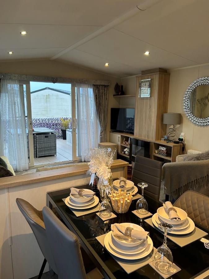 Beautiful Spacious Holiday Home - Romney Sands New Romney Εξωτερικό φωτογραφία